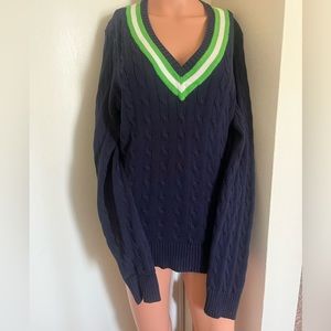 Woman’s sweater size XL